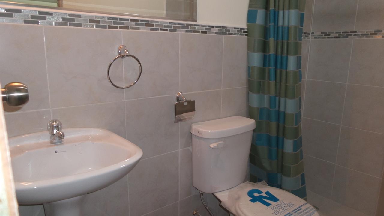 Hostaling Guayaquil Mercedes Ngoại thất bức ảnh